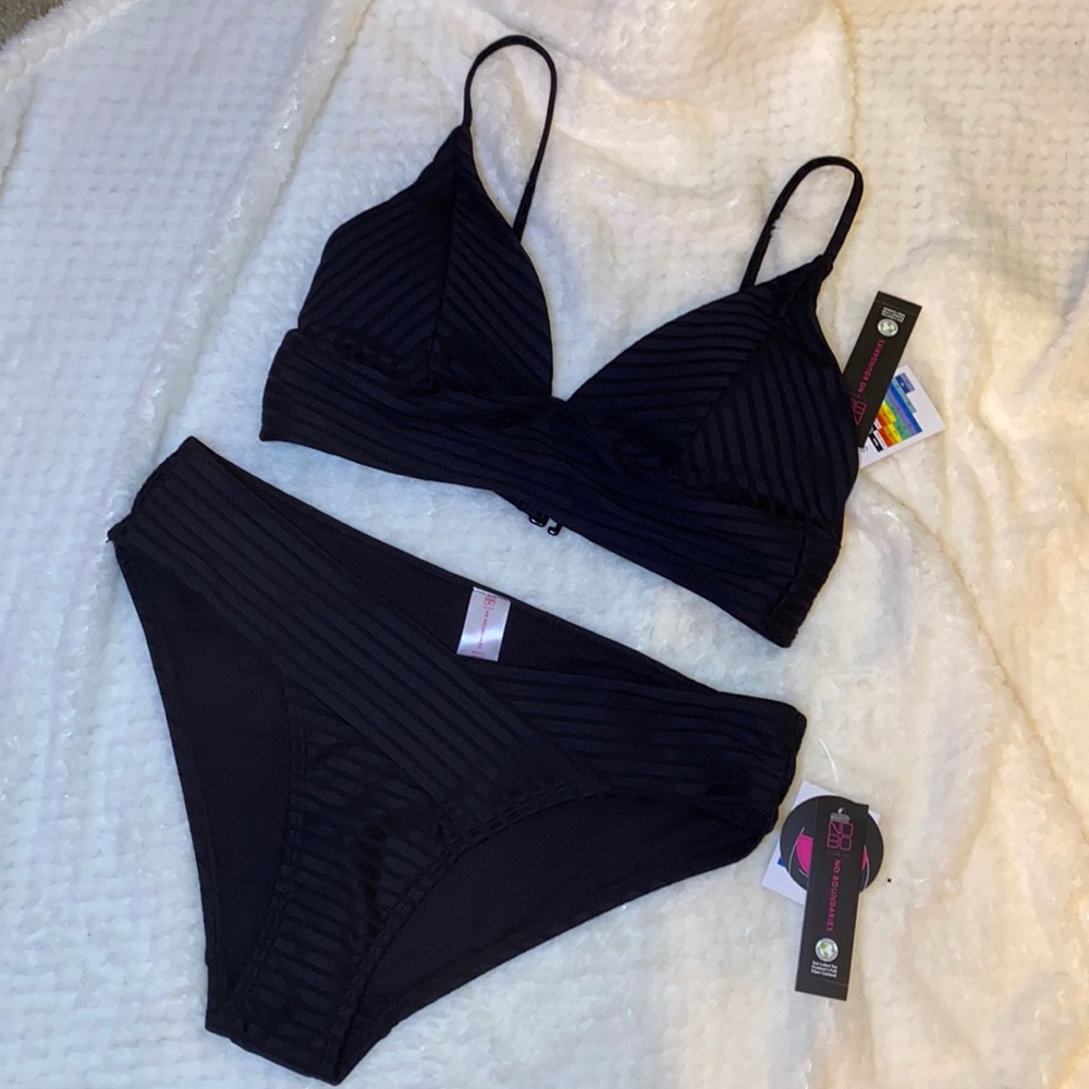Nwt! Black striped bikini